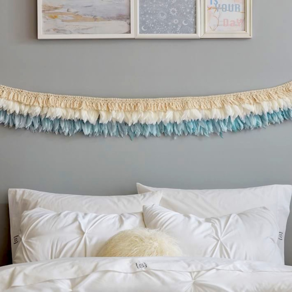 Pottery Barn Boho Feather Garland